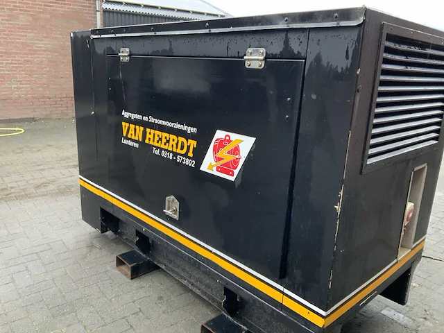 P70 stroomgenerator - afbeelding 11 van  14