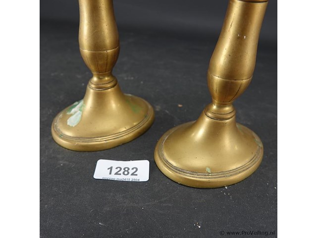 Paar antieke messing kandelaren - afbeelding 4 van  5
