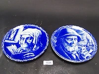 Paar boch le souviere porseleinen sierborden - afbeelding 1 van  5
