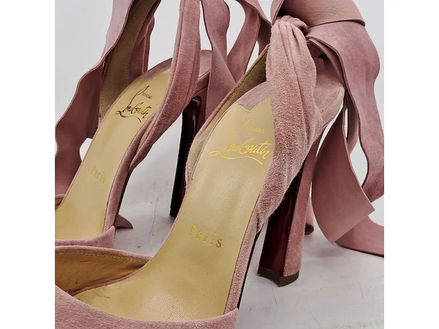Paar dames sandalen met hak maat 38, christian louboutin - afbeelding 3 van  8