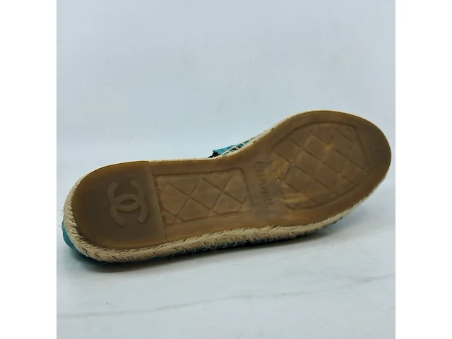Paar espadrilles, chanel - afbeelding 9 van  9