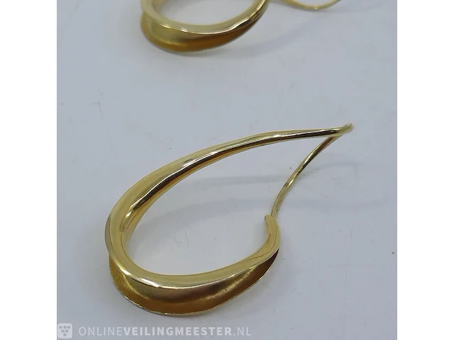 Paar gouden oorbellen, 18 karaats - afbeelding 9 van  10