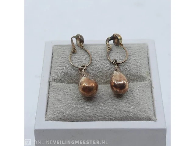 Paar gouden oorstekers, 14 karaats - afbeelding 1 van  8