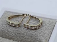 Paar gouden oorstekers, 14 karaats - afbeelding 2 van  7