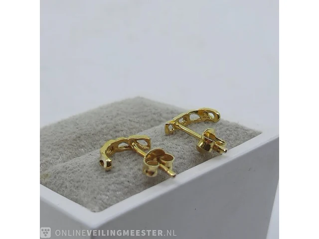 Paar gouden oorstekers, 14 karaats - afbeelding 6 van  8