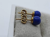 Paar gouden oorstekers met lapis lazuli steen, 18 karaats - afbeelding 4 van  6