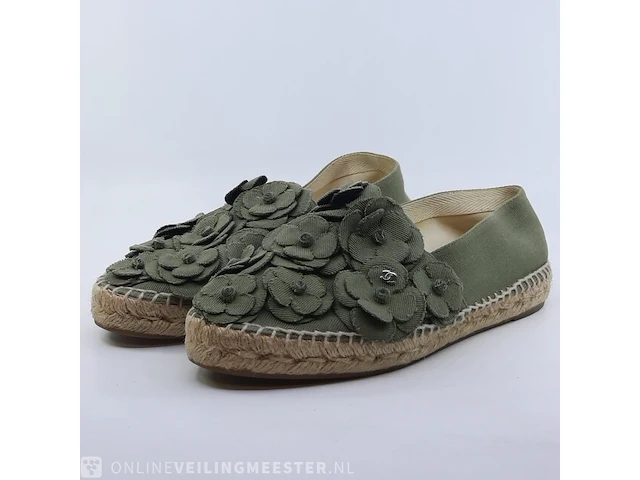 Paar instappers, maat 40 chanel - afbeelding 1 van  8