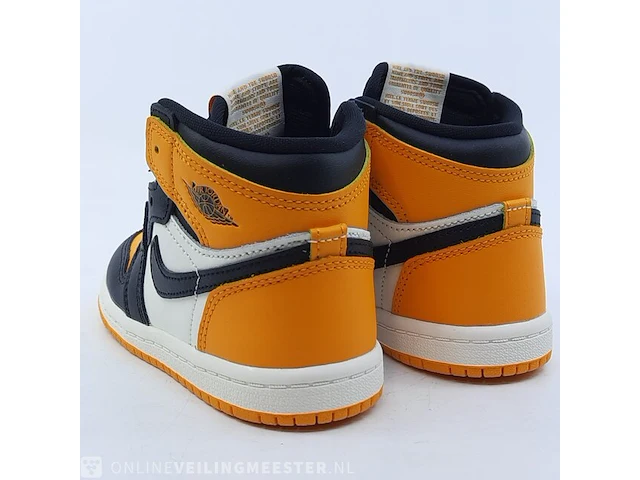 Paar kinder sneakers, maat 25 nike, jordan 1 retro high og aq2665-711 - afbeelding 5 van  8