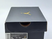 Paar kinder sneakers, maat 25 nike, jordan 1 retro high og cu0450-101 - afbeelding 8 van  8