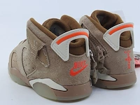 Paar kinder sneakers, maat 25 nike, jordan 6 retro sp - dh0692-200 - afbeelding 10 van  12