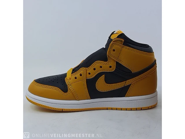 Paar kinder sneakers, maat 30 nike, jordan 1 retro high og aq2664-701 - afbeelding 4 van  9