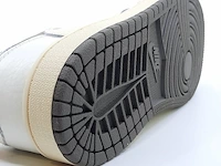 Paar kinder sneakers, maat 32 nike, jordan 1 low og sp x travis scott do5442-162 - afbeelding 9 van  25