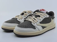 Paar kinder sneakers, maat 32 nike, jordan 1 low og sp x travis scott do5442-162 - afbeelding 12 van  25