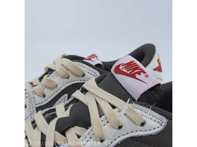 Paar kinder sneakers, maat 32 nike, jordan 1 low og sp x travis scott do5442-162 - afbeelding 21 van  25