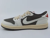 Paar kinder sneakers, maat 32 nike, jordan 1 low og sp x travis scott do5442-162 - afbeelding 22 van  25