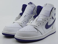 Paar kinder sneakers, maat 33 nike, jordan 1 high og cu0449-151