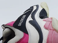 Paar kinder sneakers, maat 35 balenciaga, triple s - afbeelding 2 van  11