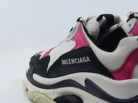 Paar kinder sneakers, maat 35 balenciaga, triple s - afbeelding 10 van  11