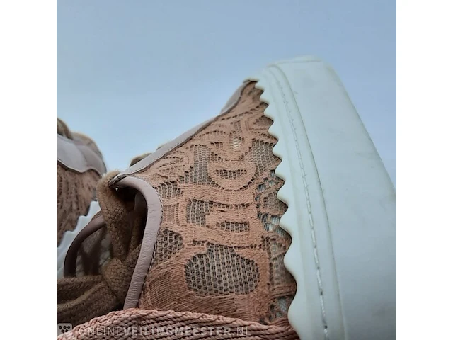 Paar kinder sneakers, maat 35 chloé, lauren lace&leather sneaker - afbeelding 8 van  9