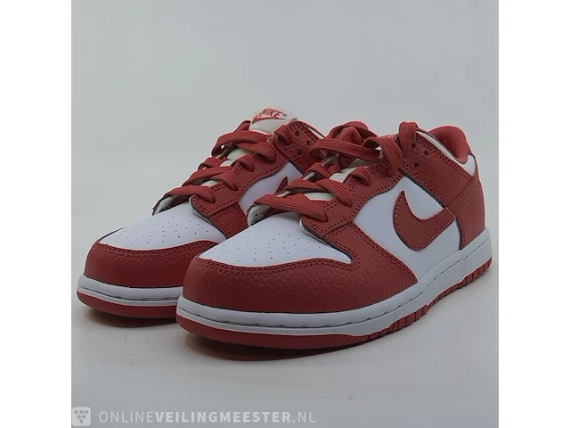 Paar kinder sneakers, maat 35 nike, dunk low ps - dc9564-111 - afbeelding 1 van  10