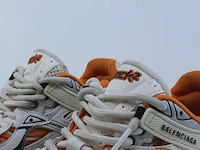 Paar kindersneakers, maat 30 balenciaga, track sneaker - afbeelding 4 van  9