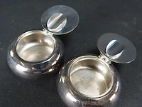 Paar kleine asbakjes - afbeelding 3 van  5