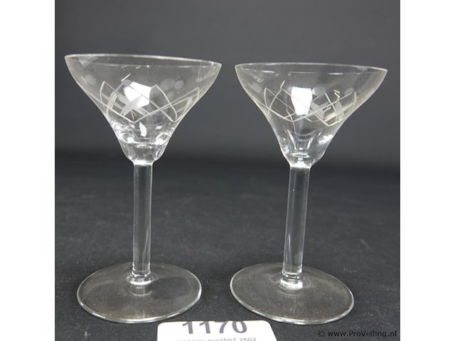 Paar kristallen glazen - afbeelding 2 van  5