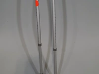 Paar krukken, looprek en 1x wandelstok - afbeelding 3 van  12