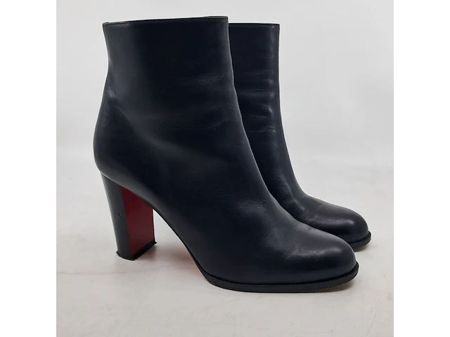 Paar laarzen maat 38, christian louboutin, zwart - afbeelding 12 van  17