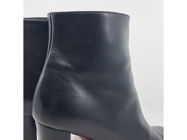 Paar laarzen maat 38, christian louboutin, zwart - afbeelding 16 van  17