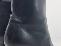 Paar laarzen maat 38, christian louboutin, zwart - afbeelding 16 van  17