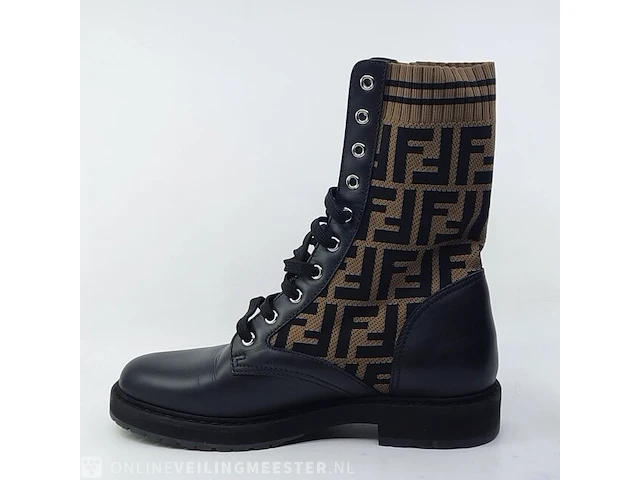 Paar laarzen, maat 38 fendi, domino - afbeelding 6 van  8