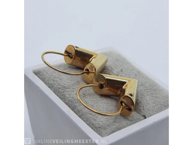 Paar oorhangers louis vuitton - afbeelding 6 van  7