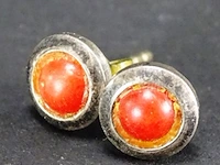 Paar oorsieraden met steen - afbeelding 2 van  3