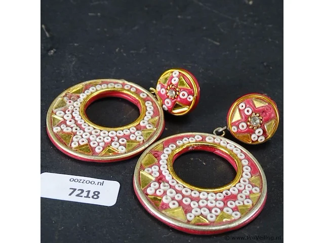 Paar oorsieraden - afbeelding 1 van  3