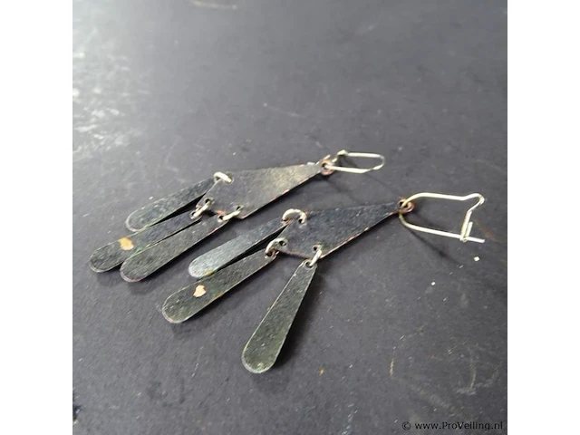 Paar oorsieraden - afbeelding 3 van  3