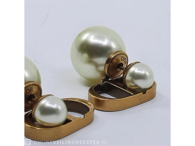 Paar oorstekers christian dior - afbeelding 8 van  9