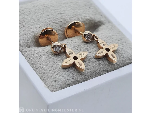 Paar oorstekers louis vuitton - afbeelding 3 van  8