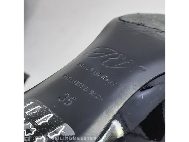 Paar pumps, maat 35 roger vivier, belle vivier buckle pumps - afbeelding 2 van  11