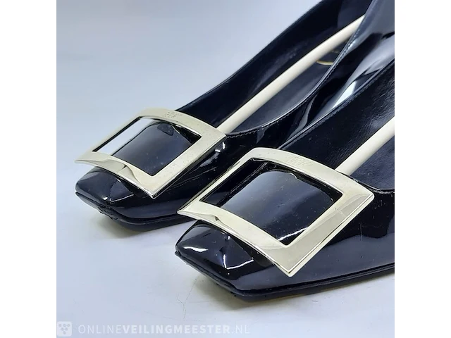 Paar pumps, maat 35 roger vivier, belle vivier buckle pumps - afbeelding 4 van  11