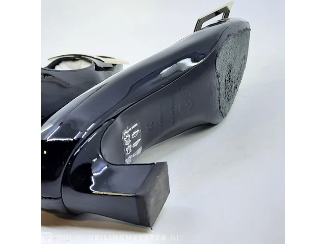 Paar pumps, maat 35 roger vivier, belle vivier buckle pumps - afbeelding 11 van  11