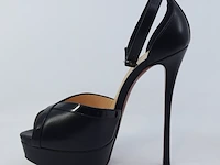 Paar pumps, maat 36 1/2 christian louboutin - afbeelding 5 van  8