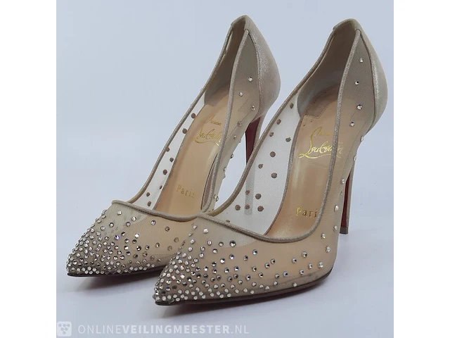Paar pumps, maat 37 1/2 louboutin - afbeelding 1 van  8