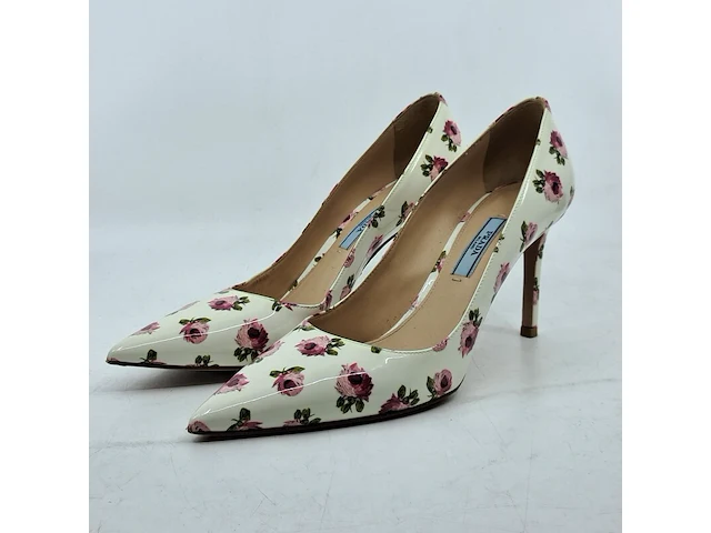 Paar pumps maat 37, prada - afbeelding 1 van  10