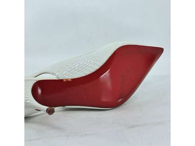 Paar pumps, maat 38, christian louboutin - afbeelding 9 van  10