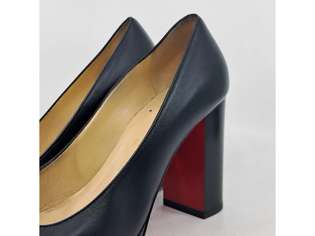 Paar pumps maat 38,5, christian louboutin - afbeelding 5 van  11