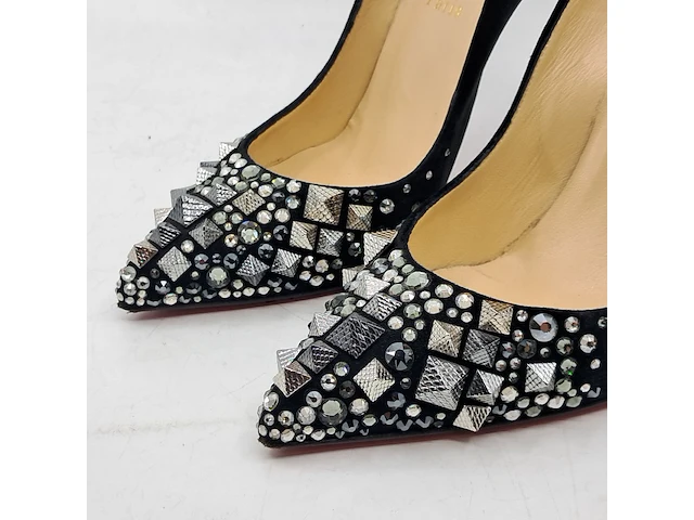 Paar pumps, maat 39, christian louboutin - afbeelding 2 van  7