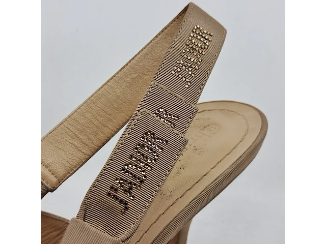 Paar pumps, maat 40, christian dior - afbeelding 11 van  12
