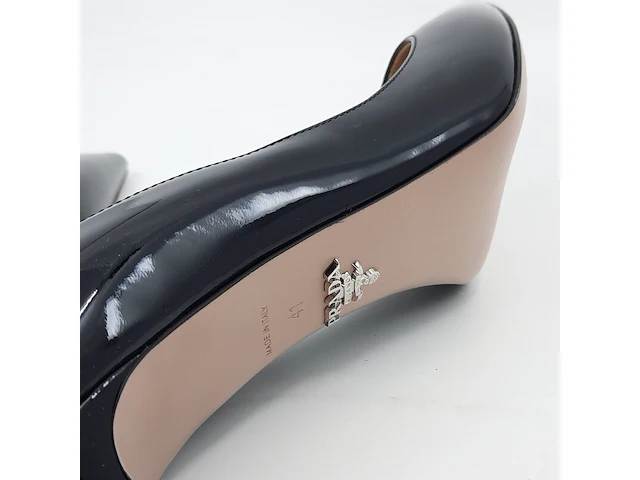 Paar pumps, maat 41, prada - afbeelding 8 van  9