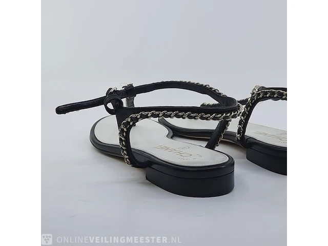 Paar sandalen, maat 37 1/2c chanel - afbeelding 9 van  12